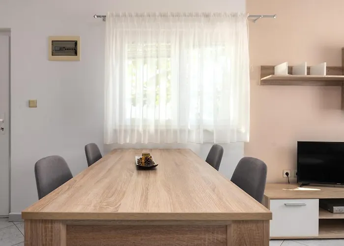 Kuca Anea Ferienhaus