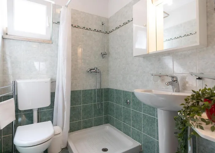 Kuca Anea Ferienhaus *